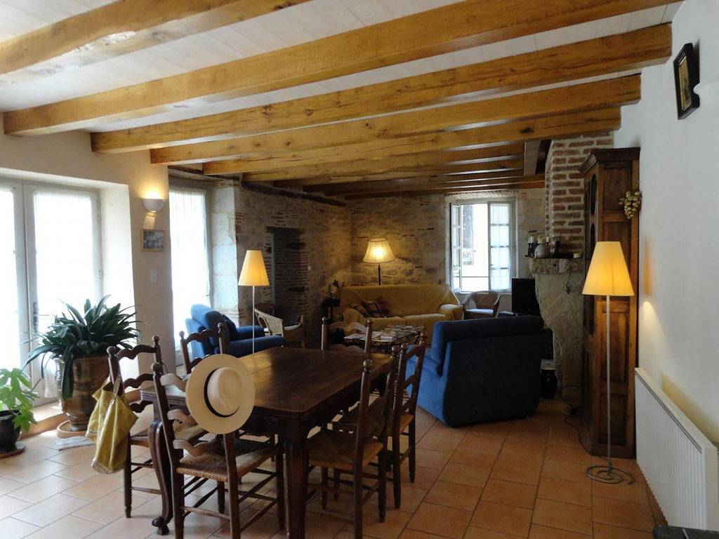 Les Mirepoises - Maison de village in Albas, Lot