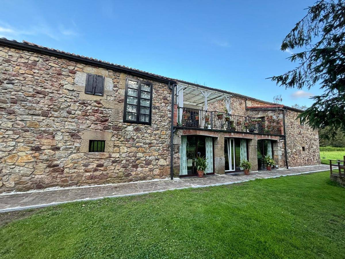Apartamento entero, Casa Del Ángel Alojamiento in Liérganes, Costa de Cantabria