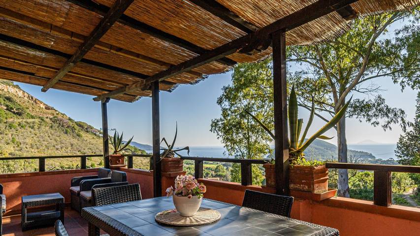 Ferienwohnung für 6 Personen, mit Terrasse in Lacona