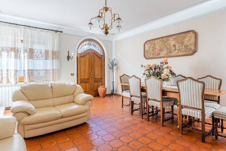 Agriturismo per 10 persone, con giardino, con animali domestici in Garfagnana