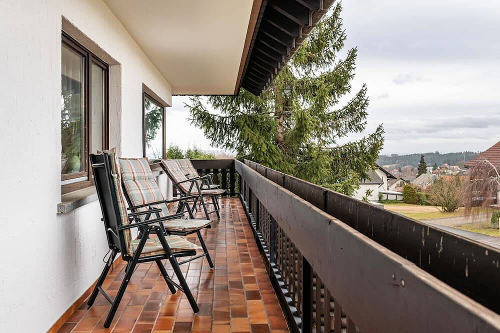 Ganze Wohnung, Ferienwohnung \"Frische Brise\" mit Bergblick, Balkon und Wlan in Grafenhausen, Südschwarzwald