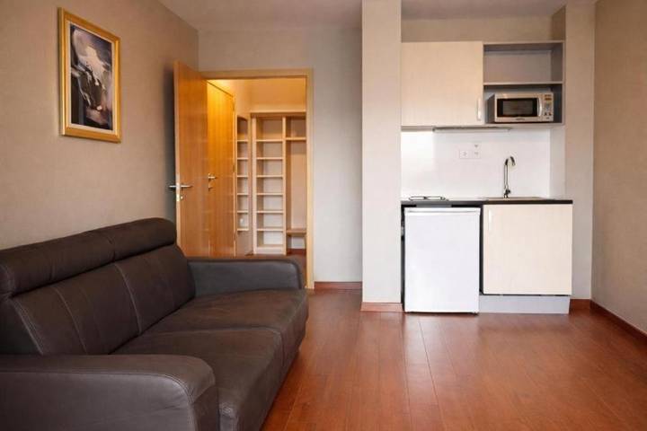 Location de vacances pour 2 personnes, avec balcon à Picherande - 3