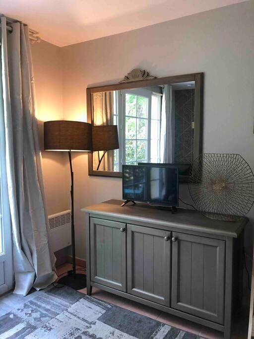 Location de vacances pour 5 personnes, avec jardin et piscine ainsi que vue et vue sur le lac, animaux acceptés à Monflanquin - 4