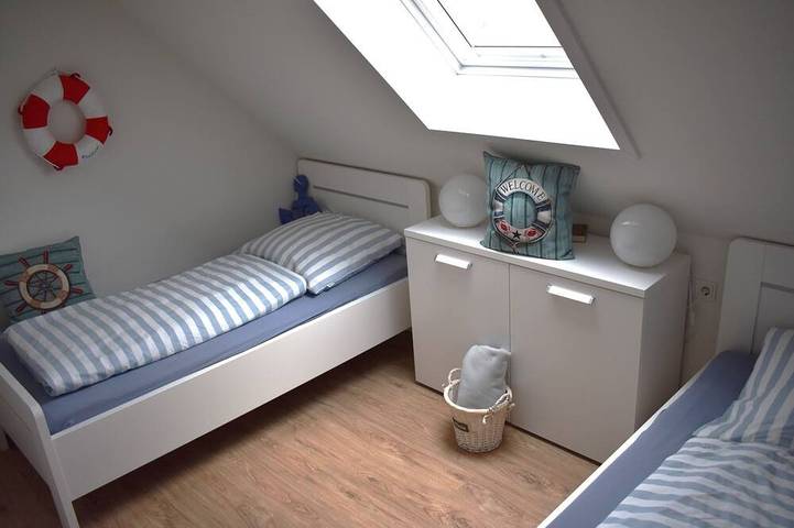 Ferienhaus für 6 Personen, mit Terrasse und Garten sowie Sauna in Butjadingen - 2