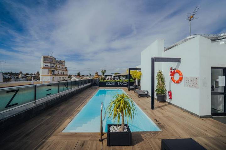 Appart’hôtel pour 4 personnes, avec Terrasse et Jardin ainsi que Piscine et Vue à Jerez de la Frontera