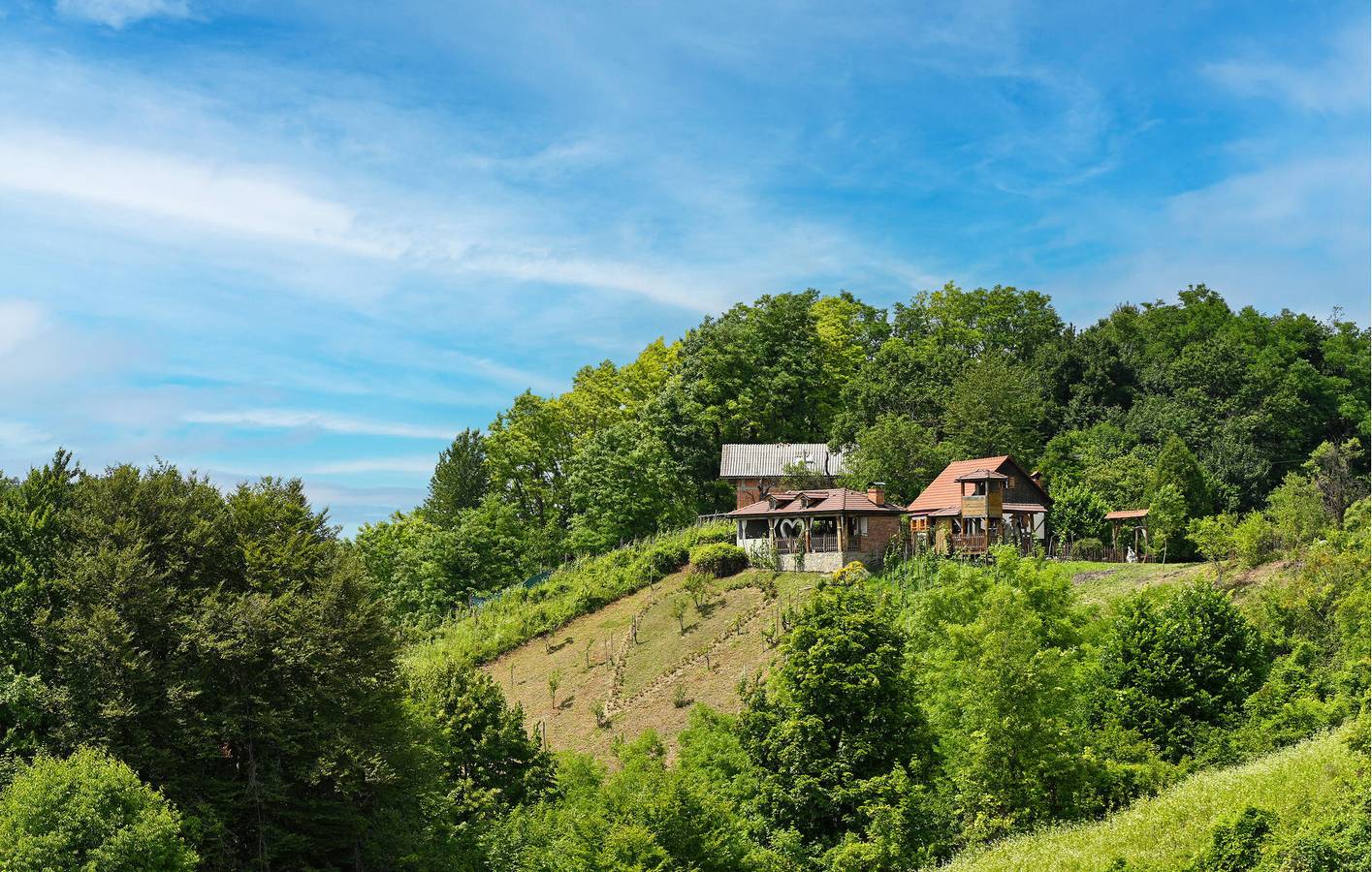 Charmante Ferienwohnung mit WLAN, Klimaanlage, Parkplatz, Terrasse und Grill in Varazdin