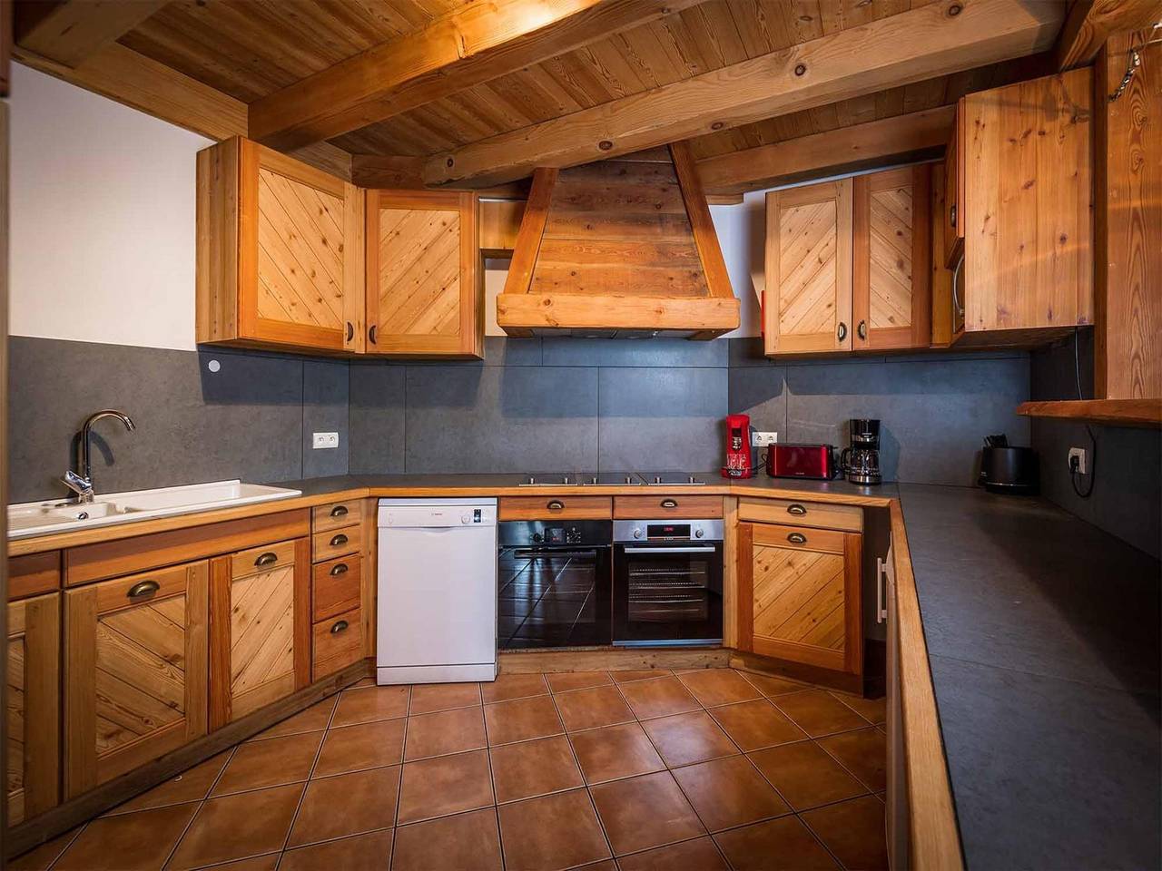 Chalet au Village avec Bars et Boutiques in Huez, Parc national des Écrins