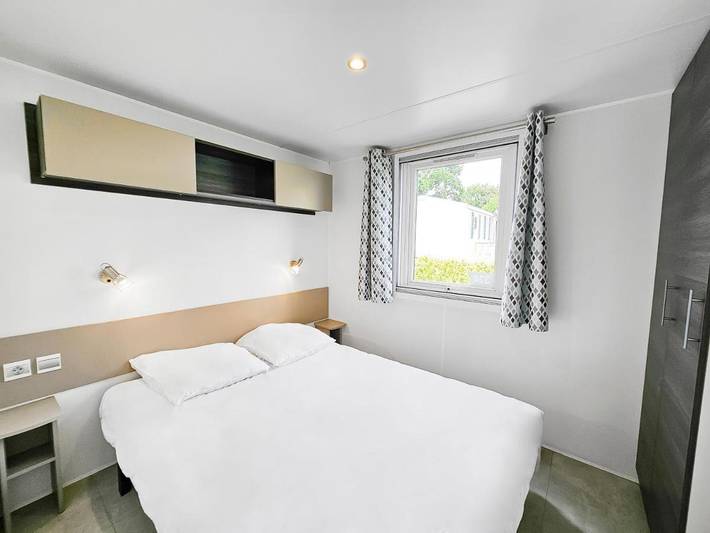 Location de vacances pour 6 personnes, avec jardin ainsi que piscine et jacuzzi à Litteau - 2