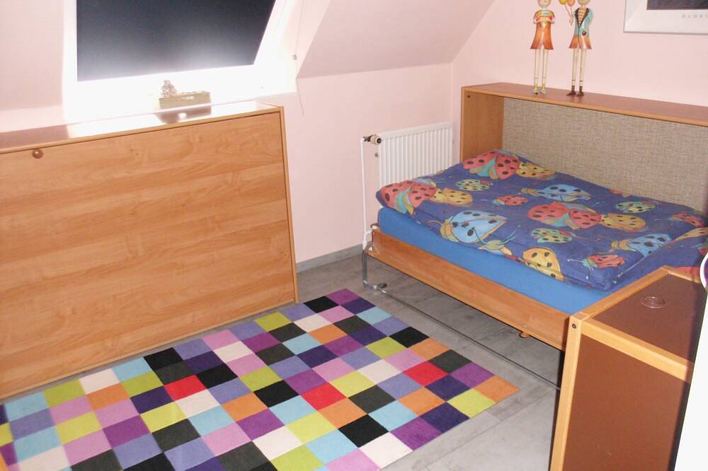 Ganze Wohnung, Wohlfühlen in gepflegter 70 qm Oberwohnung. in Marienhafe, Landkreis Aurich