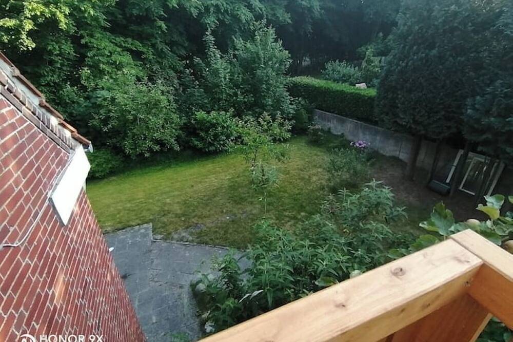 Ganze Wohnung, Schöne Wohnung in ruhiger Lage\n1. Stock - Haustierfreundlich in Schloss Dankern, Haren (Ems)