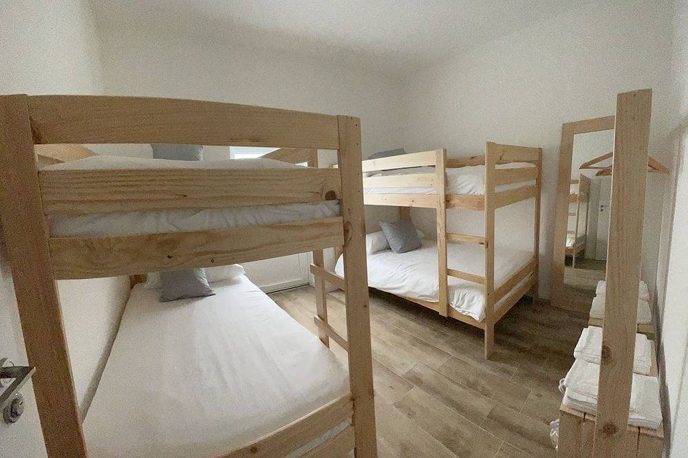 \"casa Arco\" Vivienda Reformada en el Casco Antiguo de Pontevedra in Pontevedra City, Rías Baixas