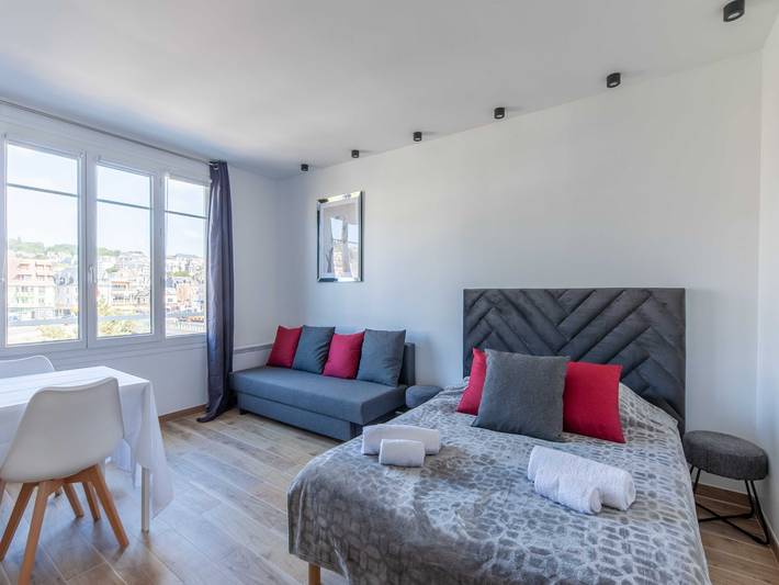 Gîte pour 4 personnes, avec balcon/terrasse dans Gare de Trouville - Deauville - 4