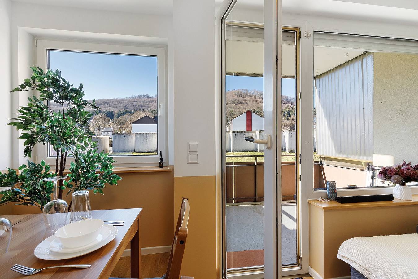 Ganze Wohnung, Apartment „Deluxe in ruhiger Lage“ mit Balkon und Wlan in Oberkochen, Erlebnisregion Ostalb region