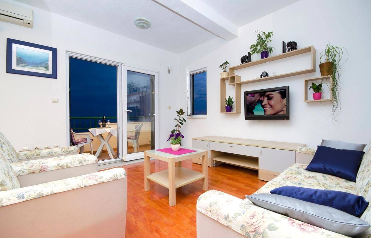 Vila Dunja in Krvavica, Makarska Riviera