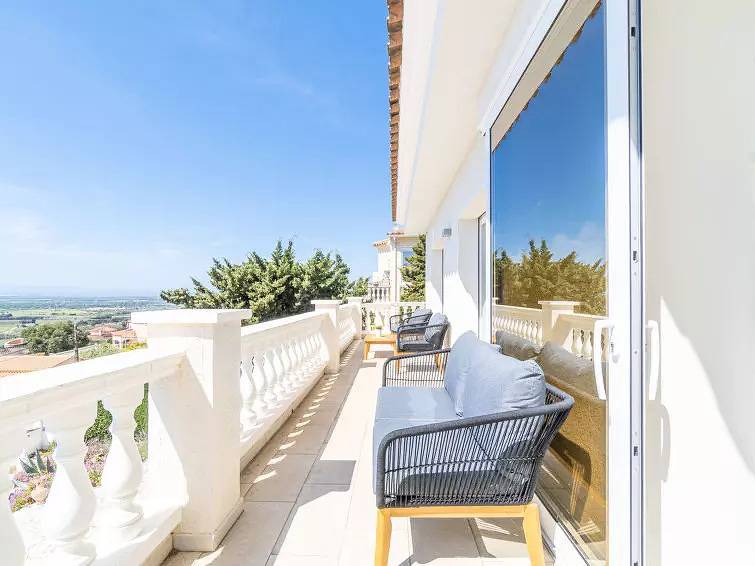 Casa 10 Personas in Palau Sabardera, Alt Empordà