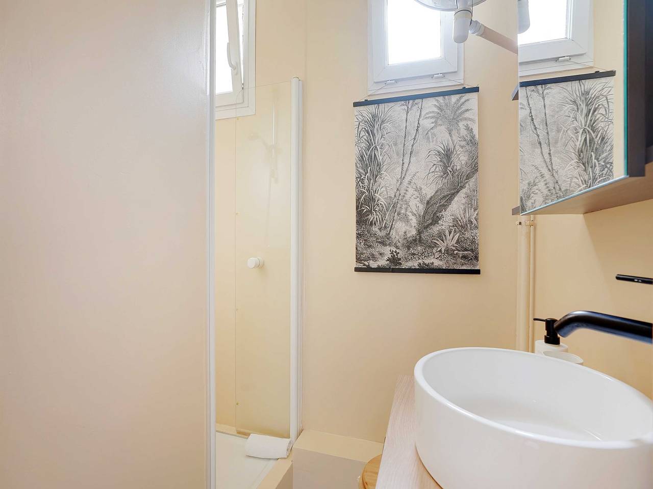 Entire apartment, Bright Apartment 1Br/2P – St Ouen in Saint-Ouen, Seine-Saint-Denis