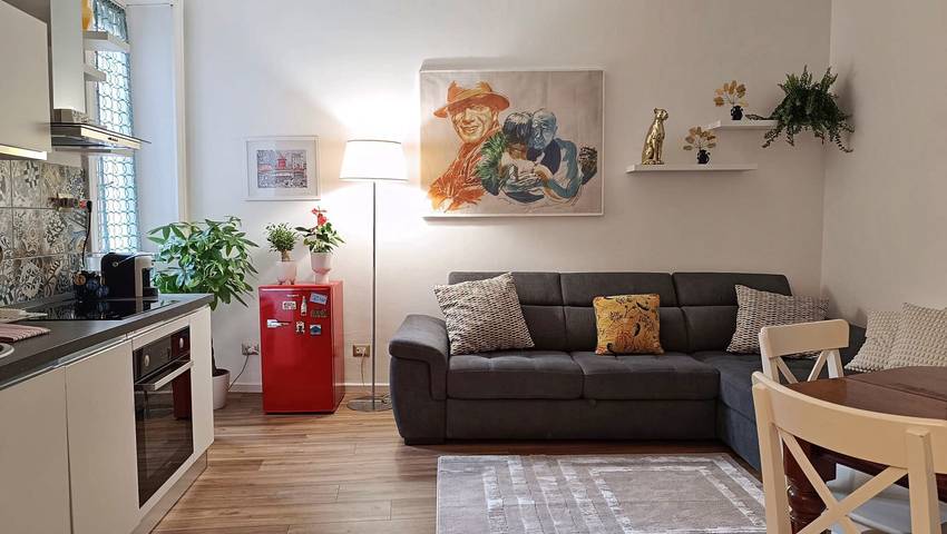 Entire apartment, "Verdastro" Apartment with Wi-Fi and Air Conditioning Near Vatican in Rome, Rome Province