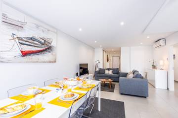 Apartamento De Férias para 8 Pessoas em Praia de São Martinho do Porto, São Martinho do Porto, Foto 2