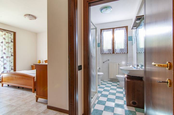Ganze Wohnung, Kedimore - GoldenHouse Lazise in Lazise, Gardasee-Berge