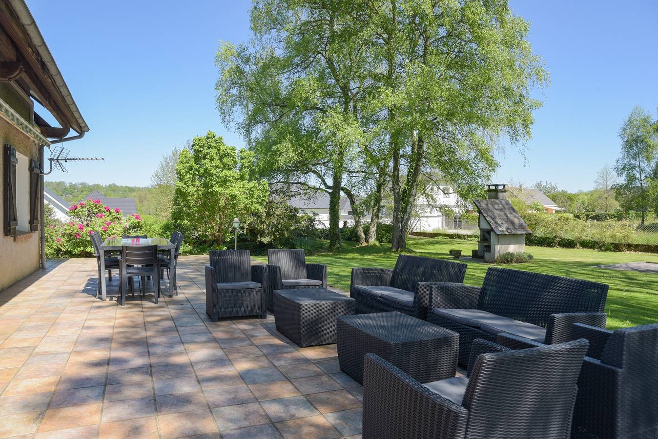 Villa 'De La Douloustre' with Mountain View, Wi-Fi and Air Conditioning in Montgaillard (Hautes-Pyrénées), Hautes-Pyrénées