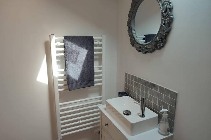 Gîte pour 3 personnes, avec terrasse et jardin à Saint-Pardoux-Corbier - 3