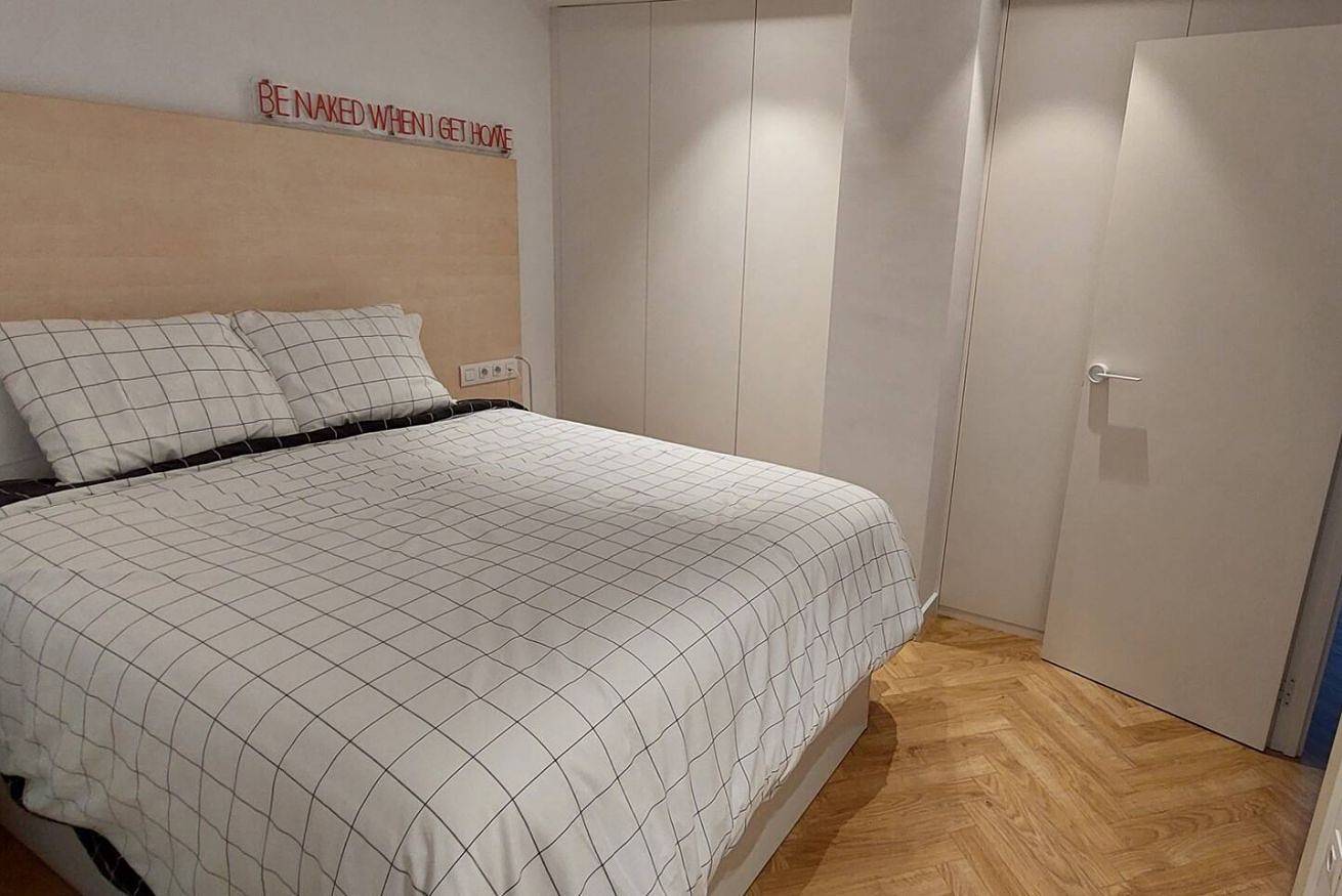 Geheel appartement, Vakantieappartement voor 4 personen in Ibaiondo, Bilbao