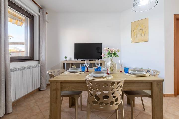 Albachiara sul mare, villetta con ampia veranda in Porto Torres, Provincia di Sassari