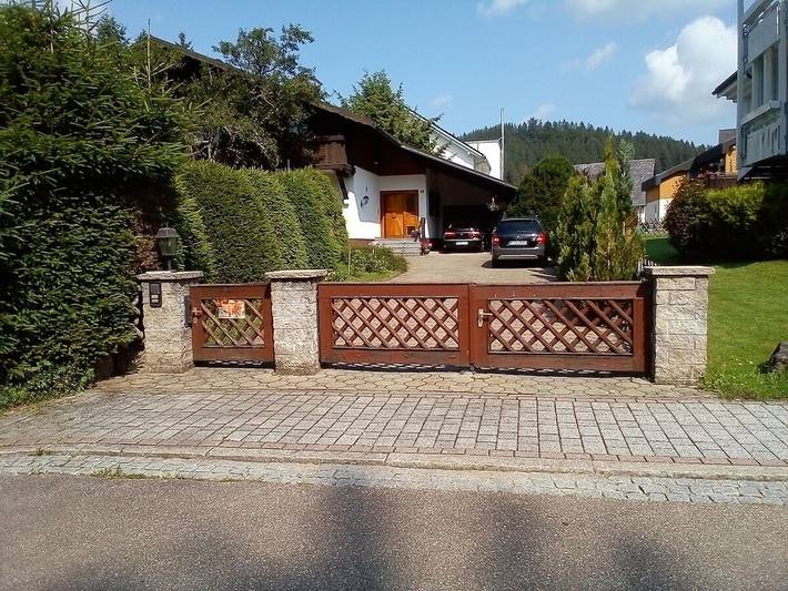 Ferienhaus für 6 Personen, mit Garten und Balkon in Titisee-Neustadt