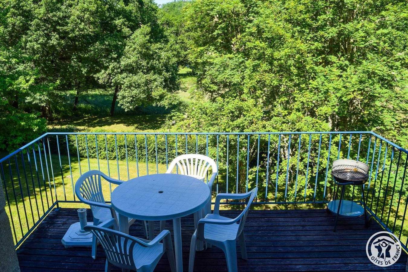 Gîte für 4 Personen mit Terrasse in Champagnac-la-Noaille, Tulle und Umgebung