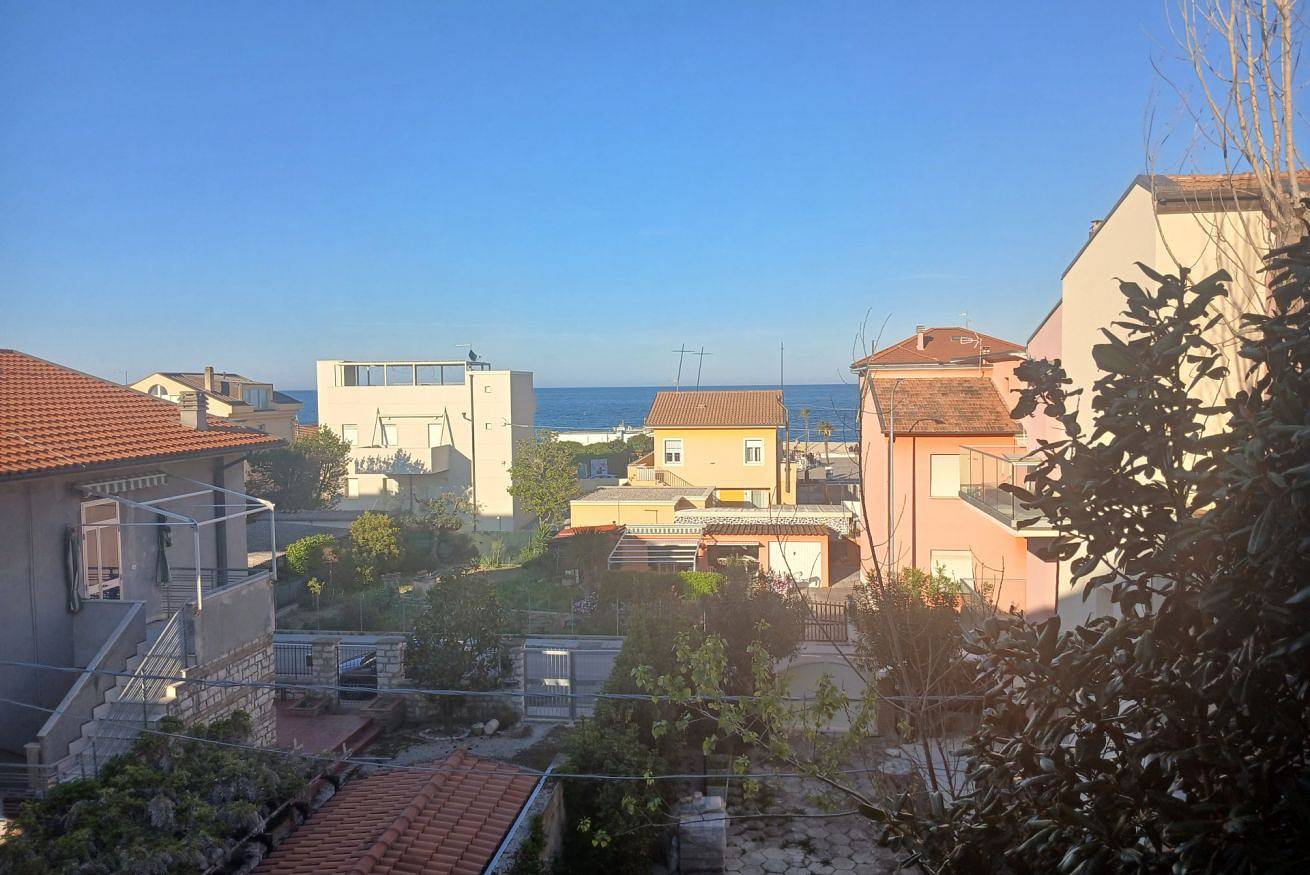 Appartamento intero, M475 - Marcelli, trilocale con terrazza vicino al mare in Marcelli, Numana