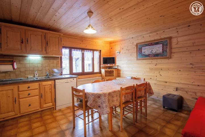 Maison de vacances pour 6 personnes, avec jardin à Montricher-Albanne