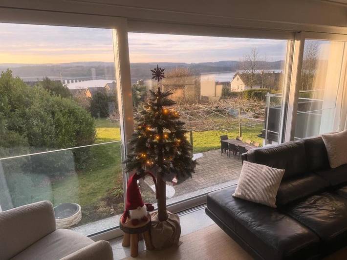 Villa für 8 Personen, mit Garten und Ausblick sowie Seeblick und Pool im Sauerland - 3