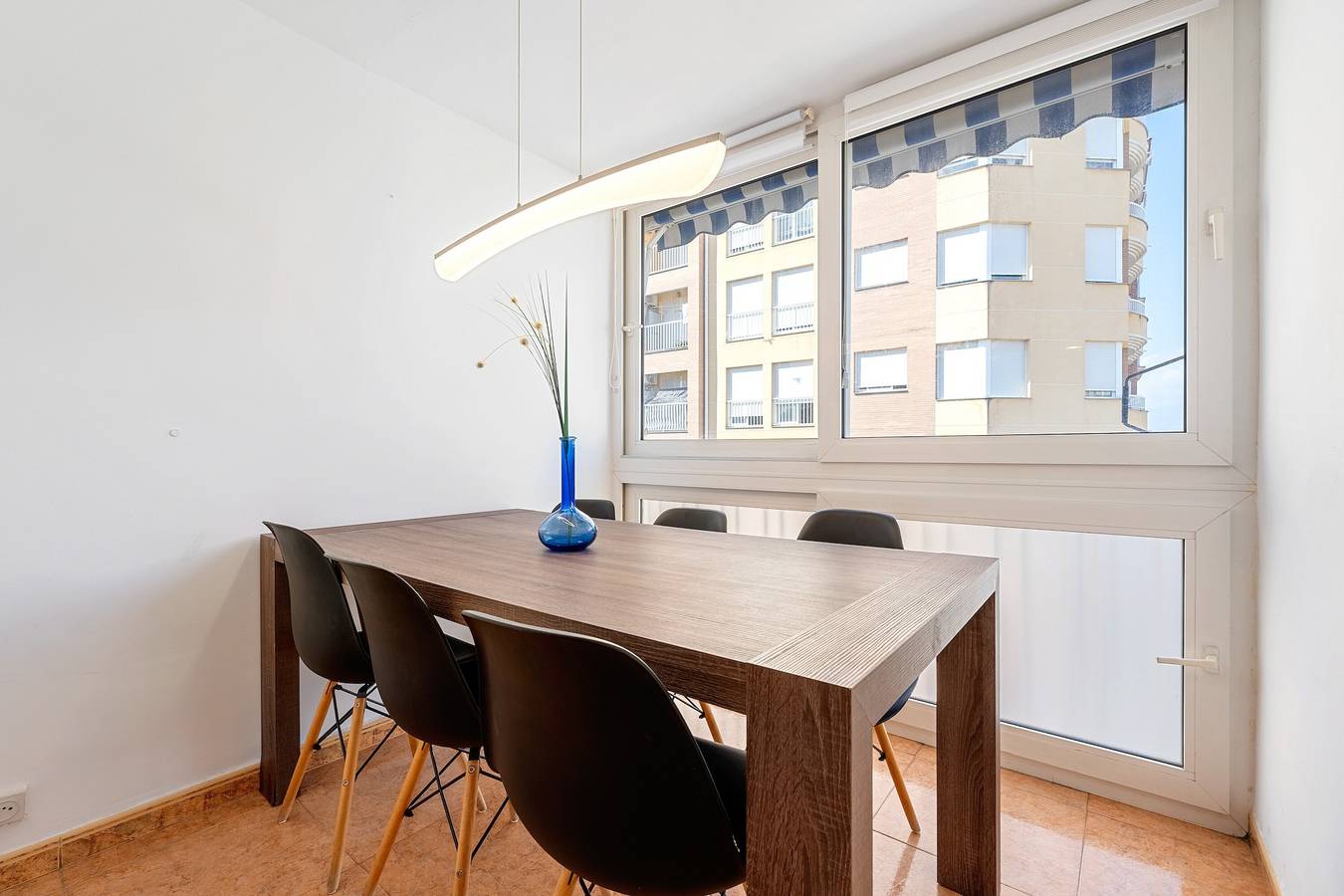 Appartement entier, Appartement 'Central Modern 3bdr' avec Wi-Fi et climatisation in Vinaròs, Costa del Azahar