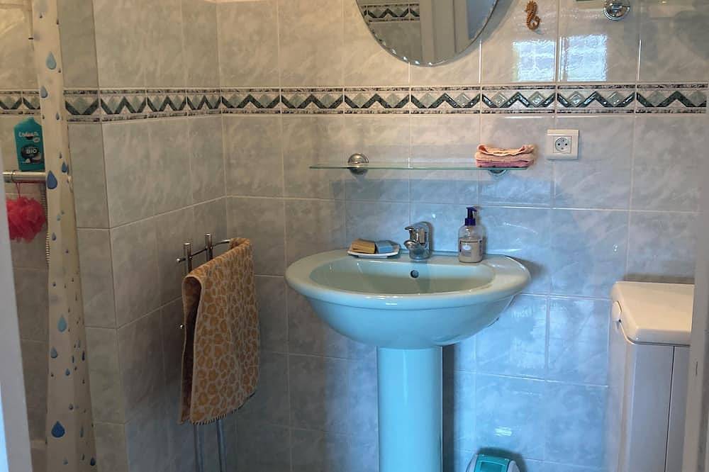 Entire apartment, Quiet downtown apartment with elevator in Figeac, Lot