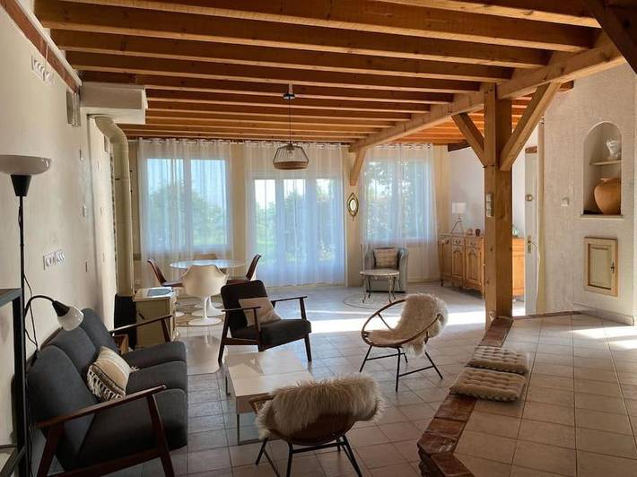 Location de vacances pour 6 personnes, avec Balcon ainsi que Jardin et Vue à Geyssans
