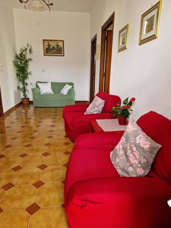 Gîte pour 4 personnes, avec jardin à Aquino (homonymie) - 3