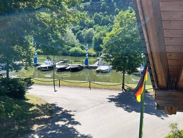 Ferienwohnung für 7 Personen, mit Balkon und Terrasse sowie Ausblick in Neumagen-Dhron