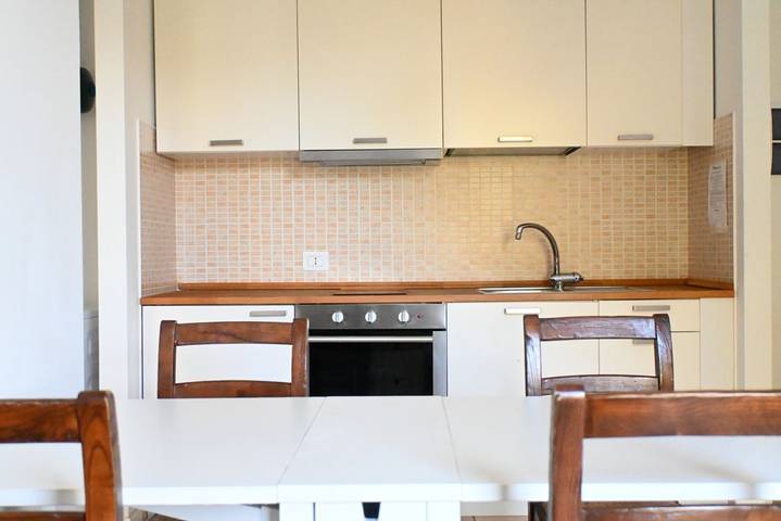 Appartamento intero, N185 - Numana, meraviglioso trilocale con terrazzo e piscina in Numana, Riviera del Conero