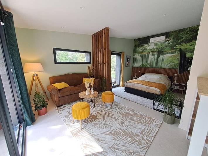 Apartamento de vacaciones para 3 personas, con jacuzzi y jardín - 1