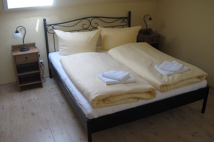 Ferienhaus für 8 Personen, mit Whirlpool und Garten sowie Sauna in Kamminke - 4