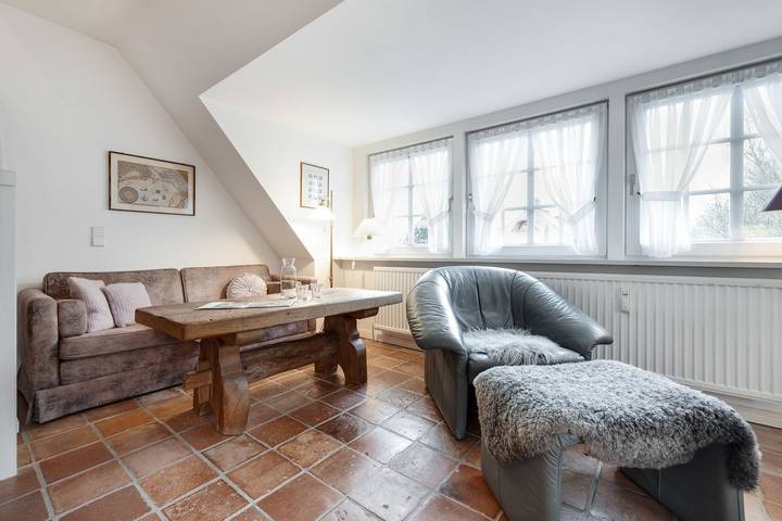 Ganze Wohnung, Green Teft - reetgedecktes Haus im Südwestteil des Ortes Keitum in Keitum, Sylt (Gemeinde)