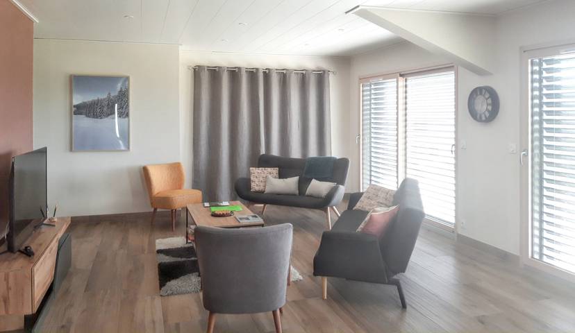 Maison de vacances pour 9 personnes, avec terrasse et jardin, animaux acceptés dans le Jura - 2