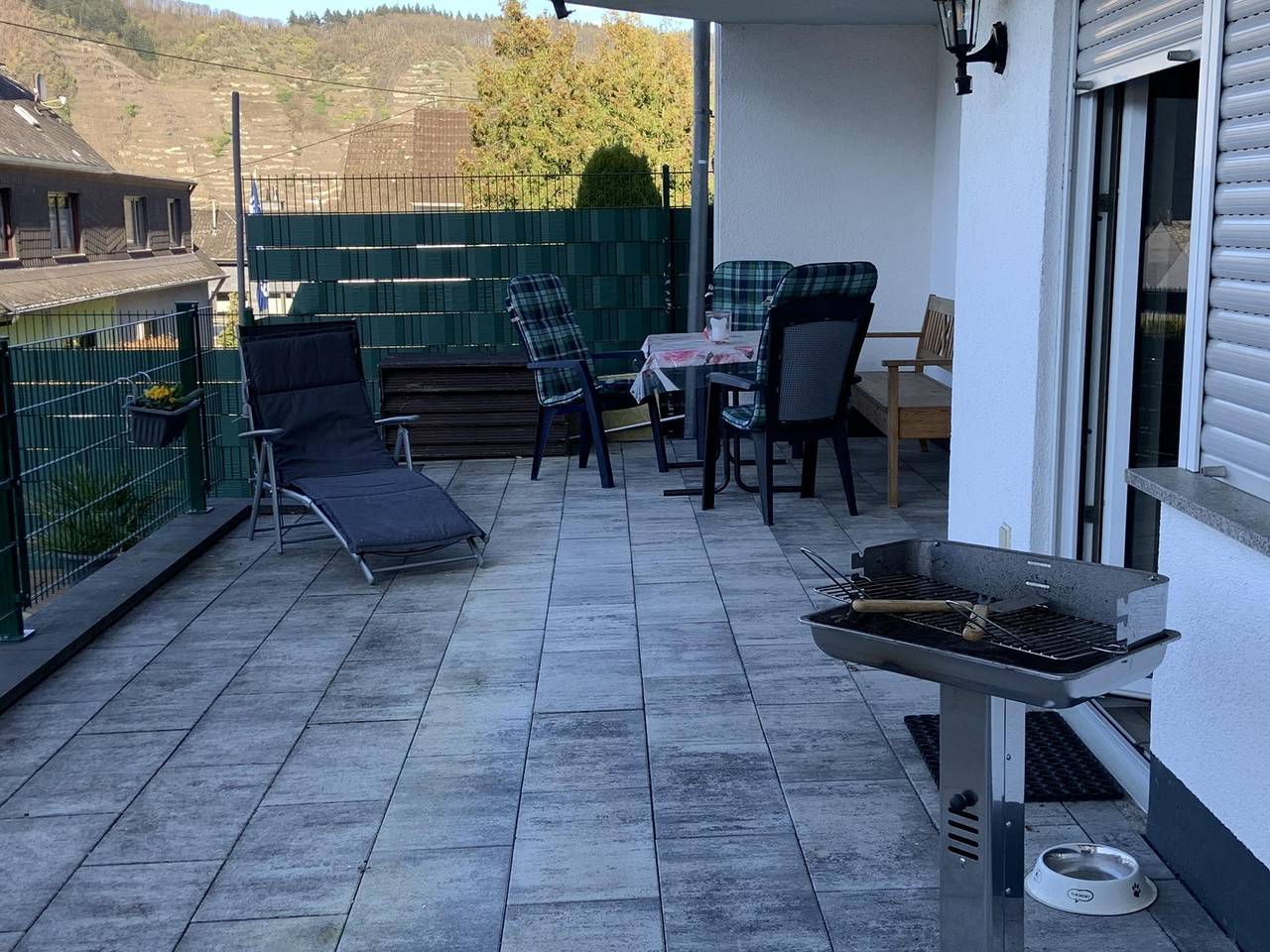 Ganze Ferienwohnung, Ferienwohnung mit Terrasse & Pool in Dieblich, Osteifel