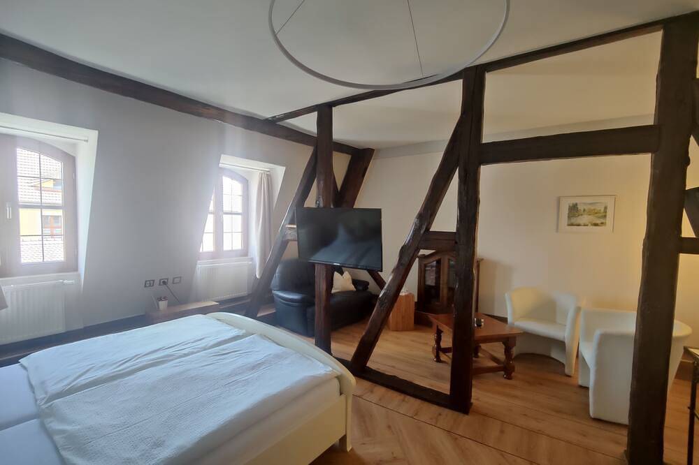 Doppelzimmer 9 - Hotel Zum Klötzelmönch in Görlitz, Oberlausitz-Niederschlesien