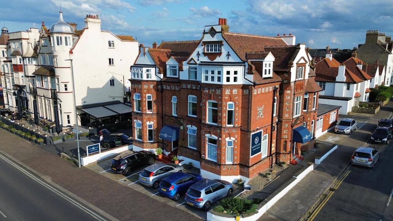 Double Room with Shared Bathroom in Cromer, Norfolk Coast