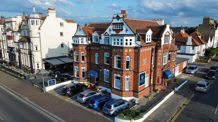 Bed and breakfast for 2 people in North Norfolk