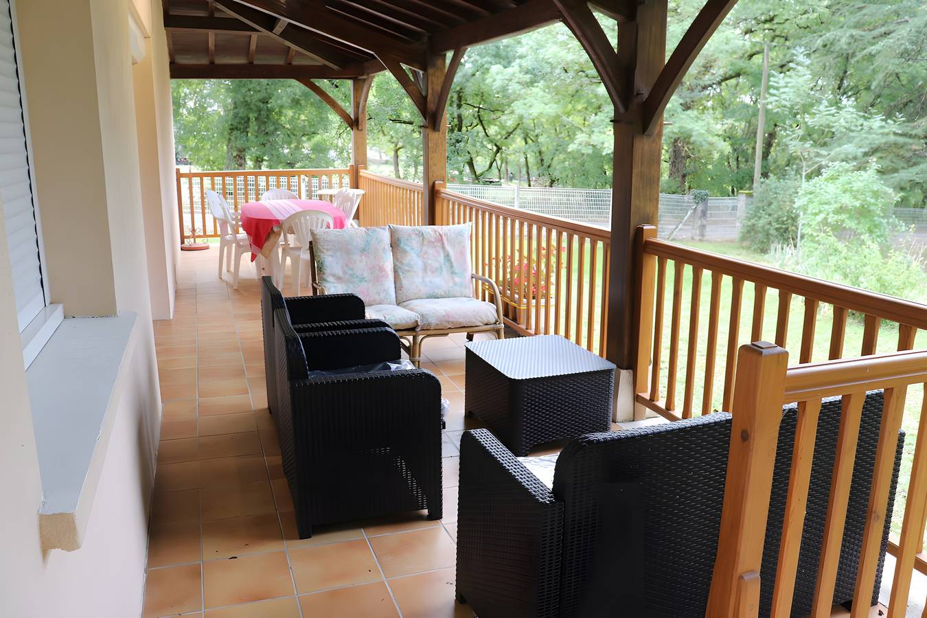 Gîte Chez Jeanne: Schattige Terrasse, privater Garten & Wlan in Pern, Quercy Blanc in Pern, Lot