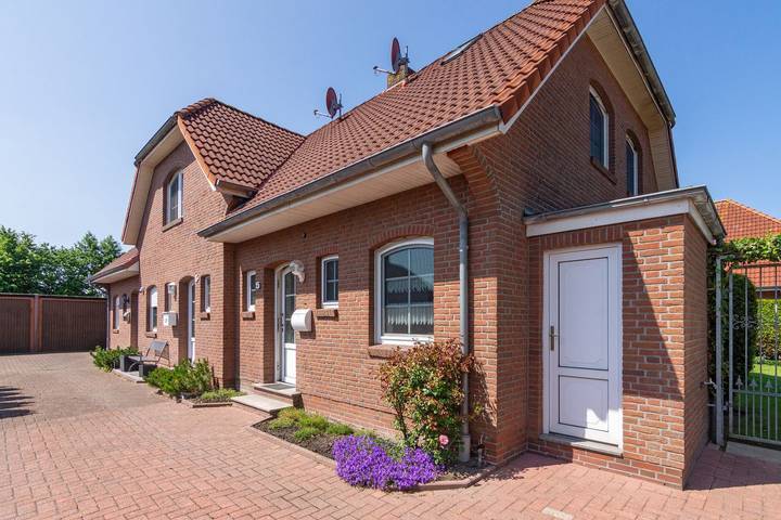 Ferienhaus für 4 Personen, mit Terrasse und Garten in Dornum (Stadt)
