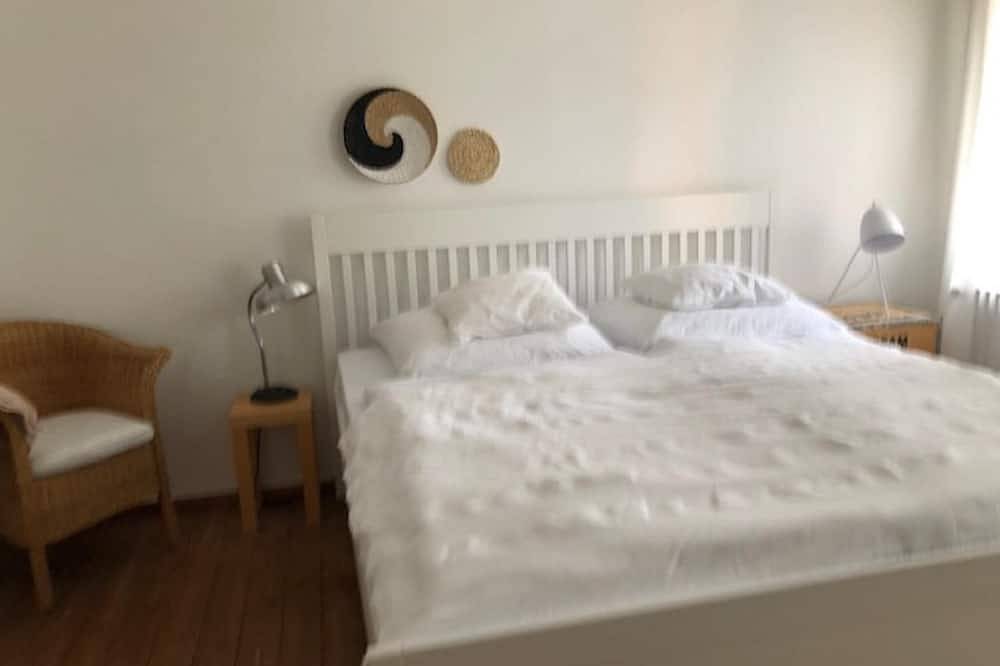 Ganze Wohnung, Liebevoll eingerichtete Ferienwohnung für 2 Personen (70qm) mit Balkon in Waldsassen, Ostbayern