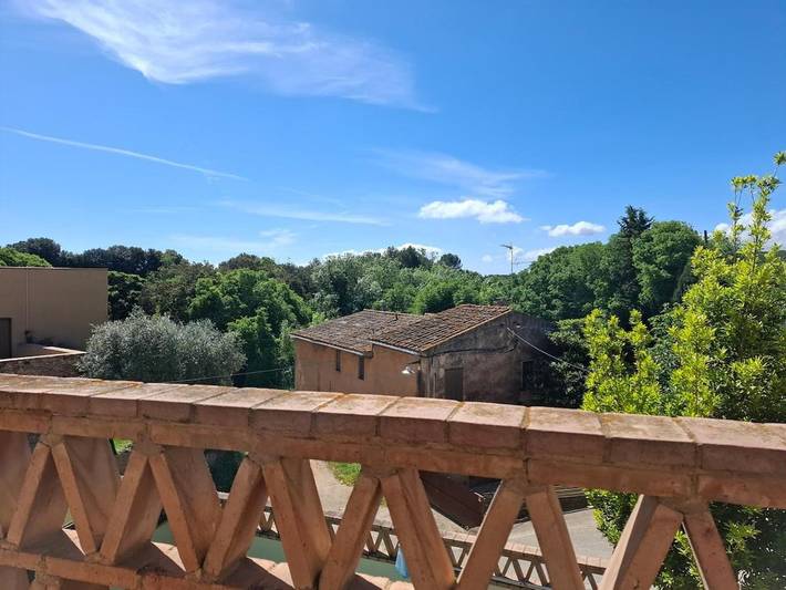 Gîte pour 6 personnes, avec piscine ainsi que jardin et vue dans Llampaies - 2